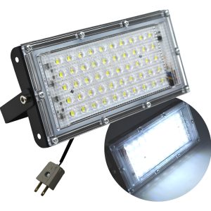Réflector Led 50w Con Lupa , Para Interperie Con Clavija